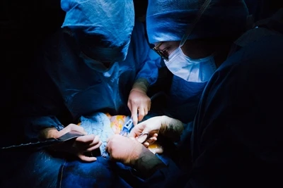 -Cắt hiệu quả cao cho các phẫu thuật chỉnh hình phức tạp: Lưỡi dao cạo có răn...